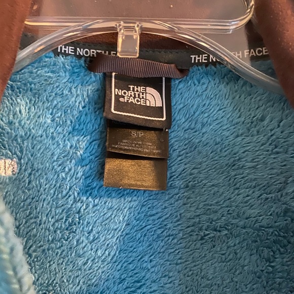 Women’s Northface fleece jacket - Picture 3 of 3